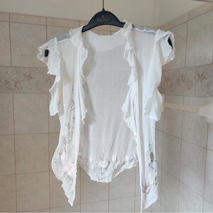 Beautiful vintage silk vest with embroidered details